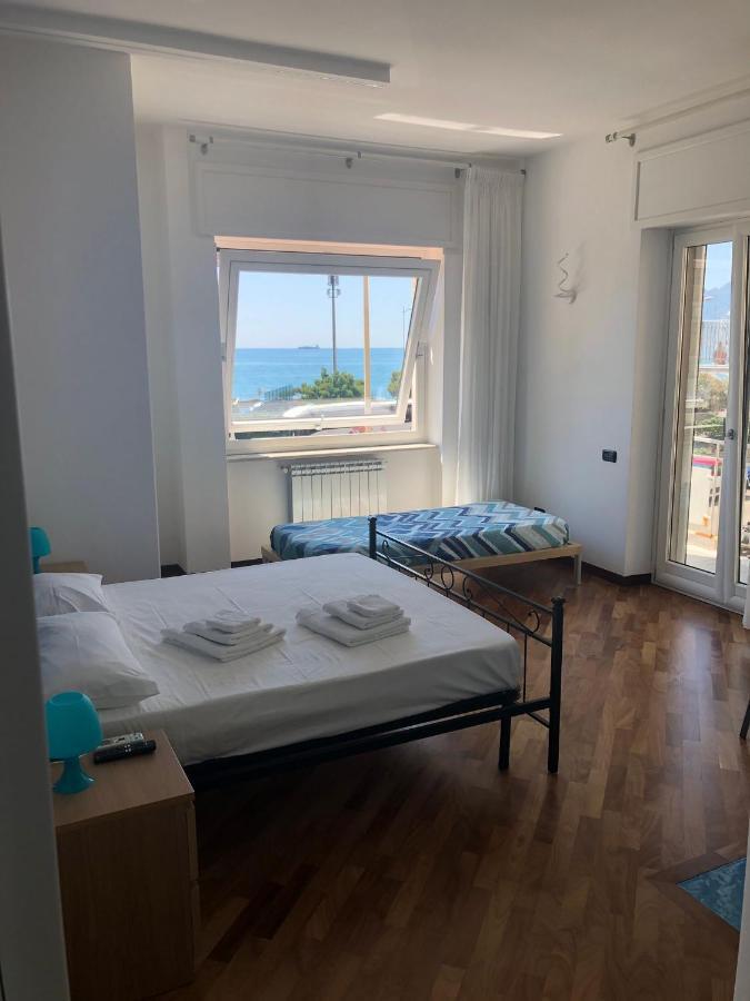 Blue Sea Salerno Hotel ภายนอก รูปภาพ