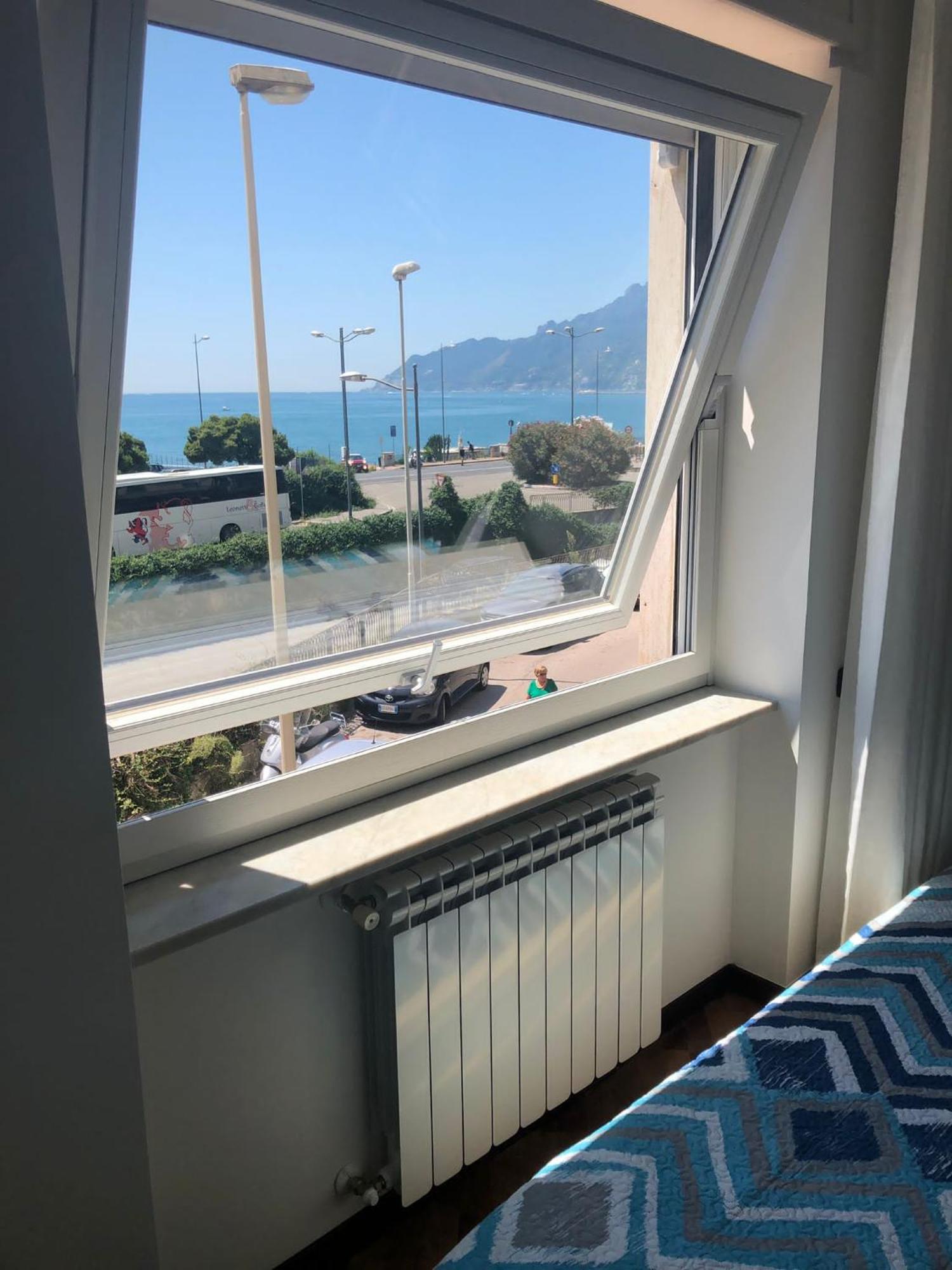 Blue Sea Salerno Hotel ภายนอก รูปภาพ